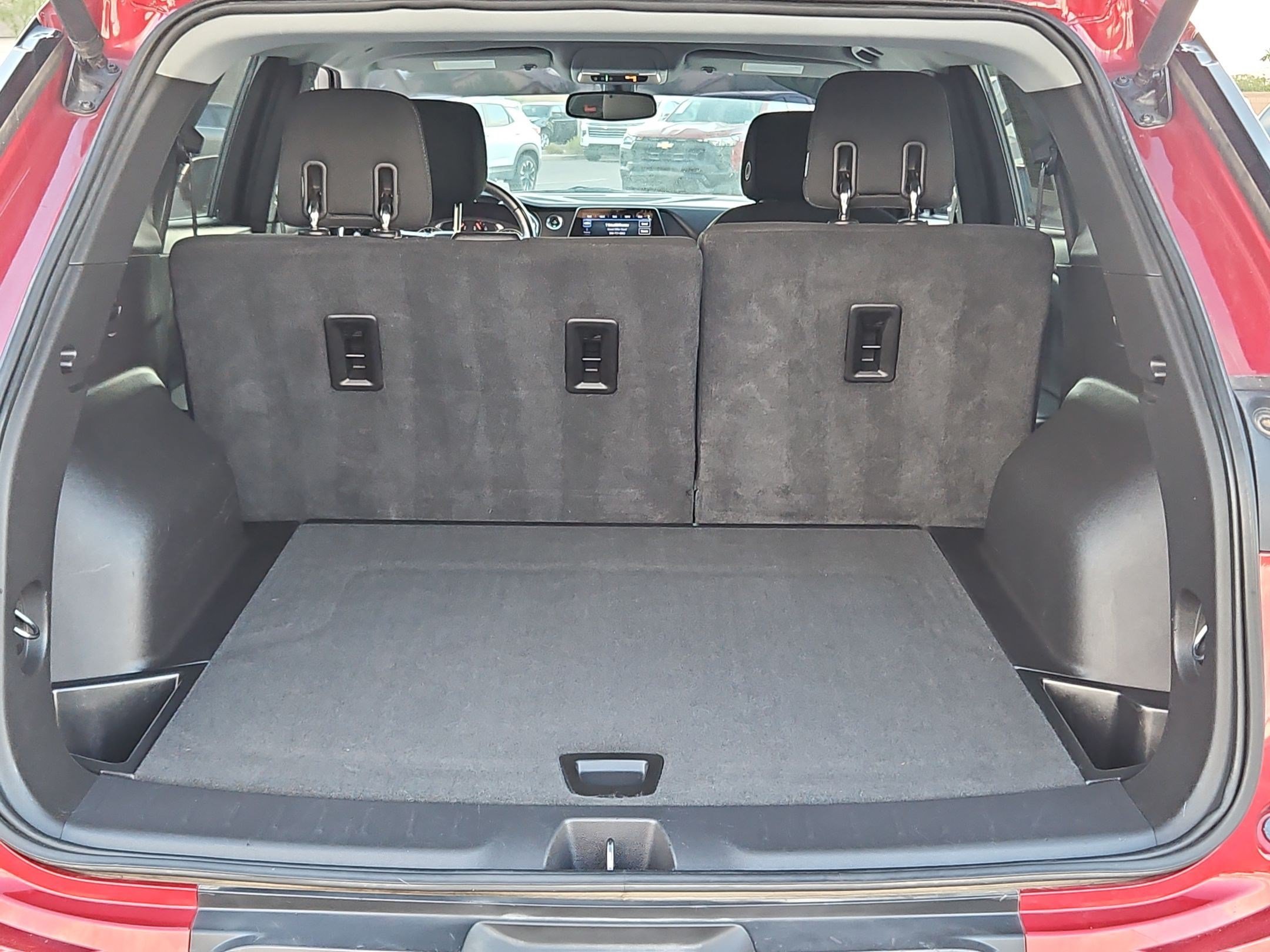 Used 2019 Cajun Red Tintcoat Chevrolet Base image 32