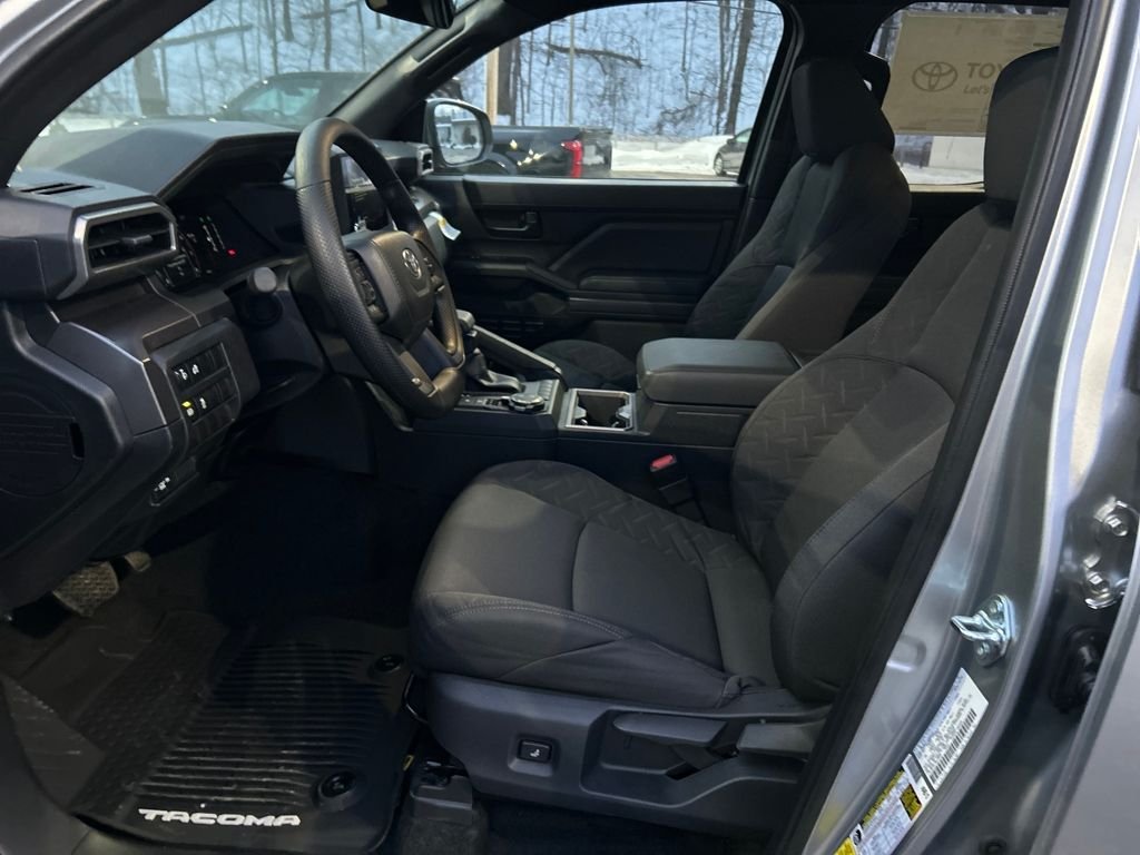 2026 Toyota Tacoma SR5 - Photo 17