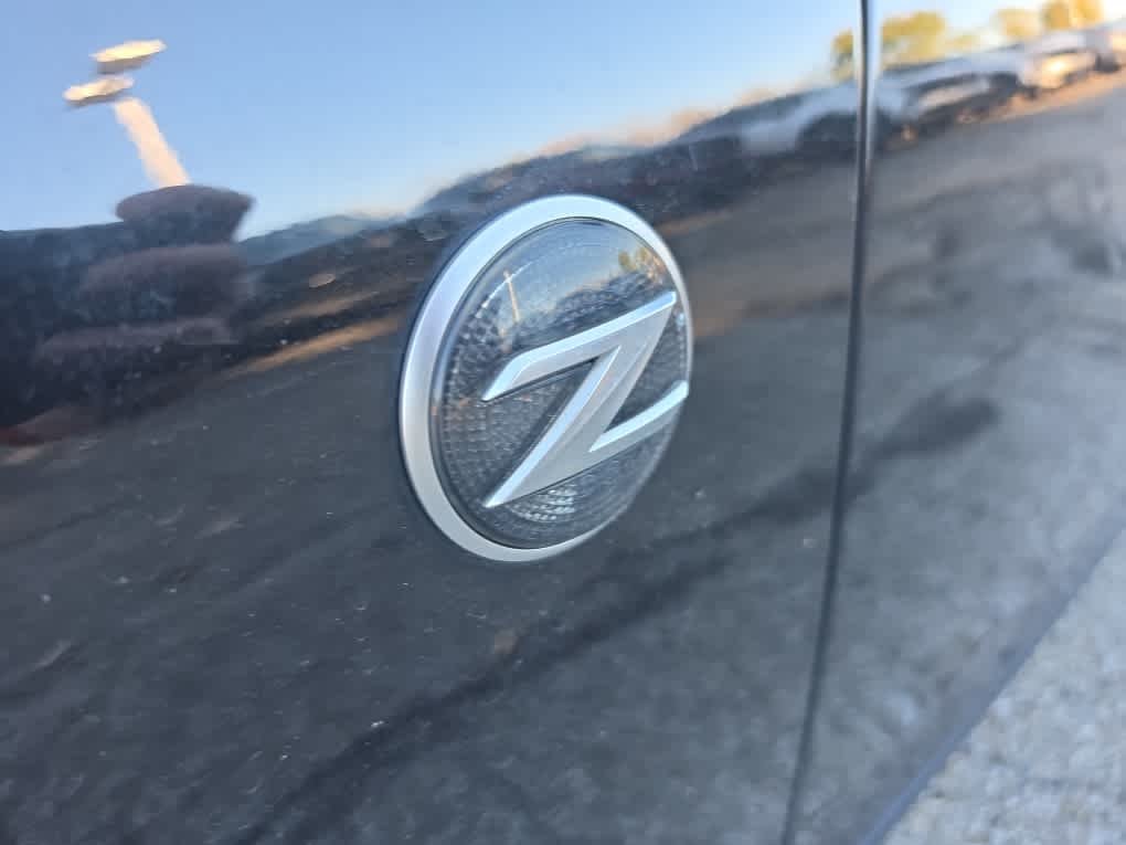 Used 2016 Magnetic Black Nissan Sport Tech image 4