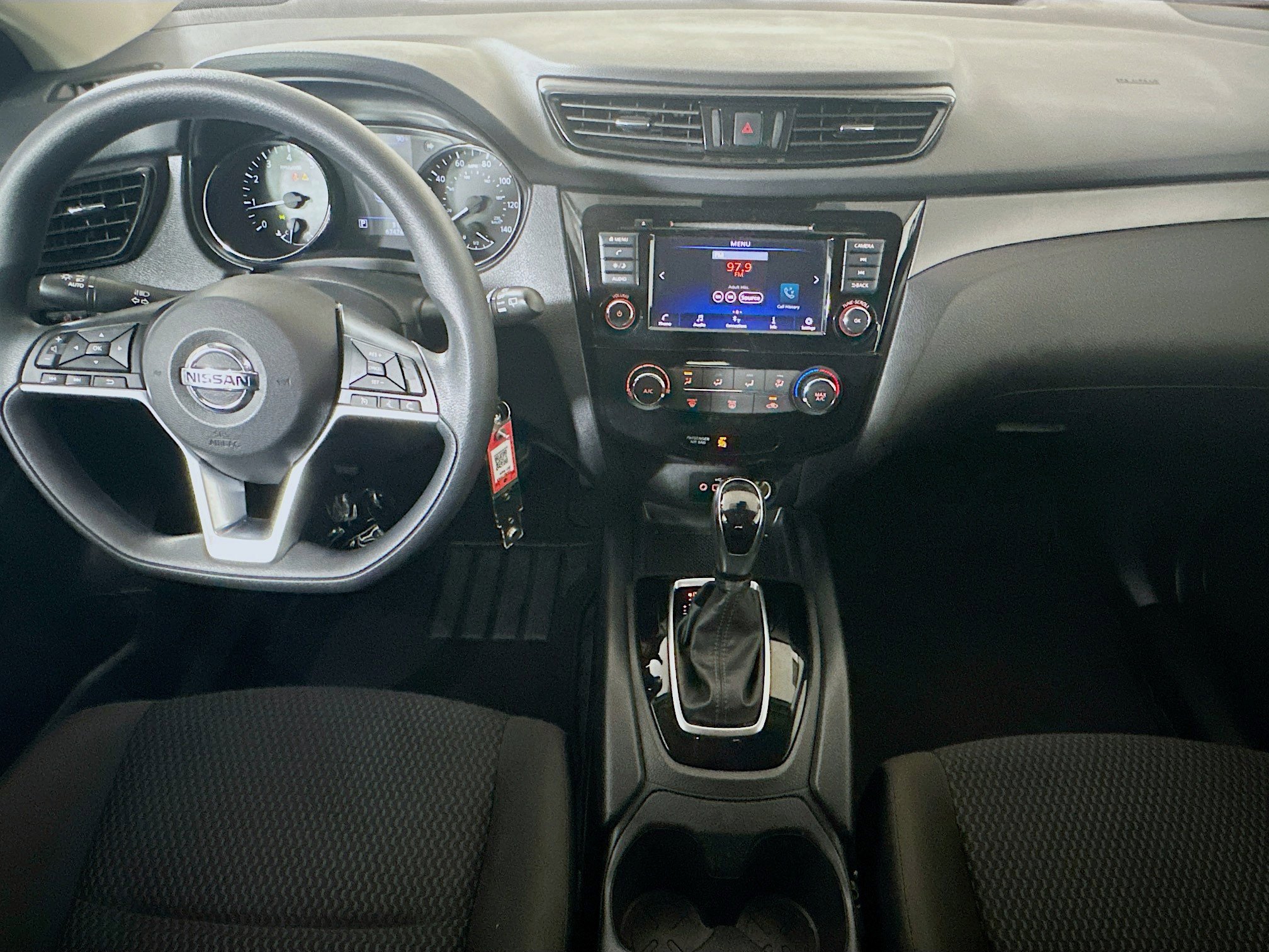 Used 2021 Brilliant Silver Metallic Nissan S image 26