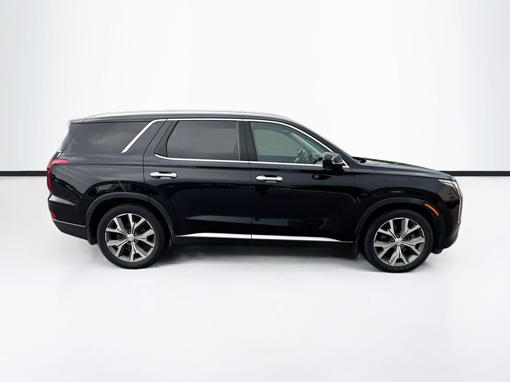 Used 2022 Black Hyundai SEL image 4