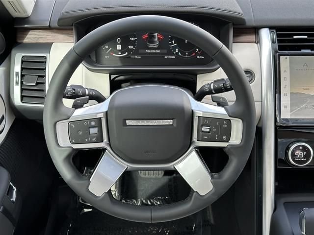 New 2026 Santorini Black Land Rover S image 18
