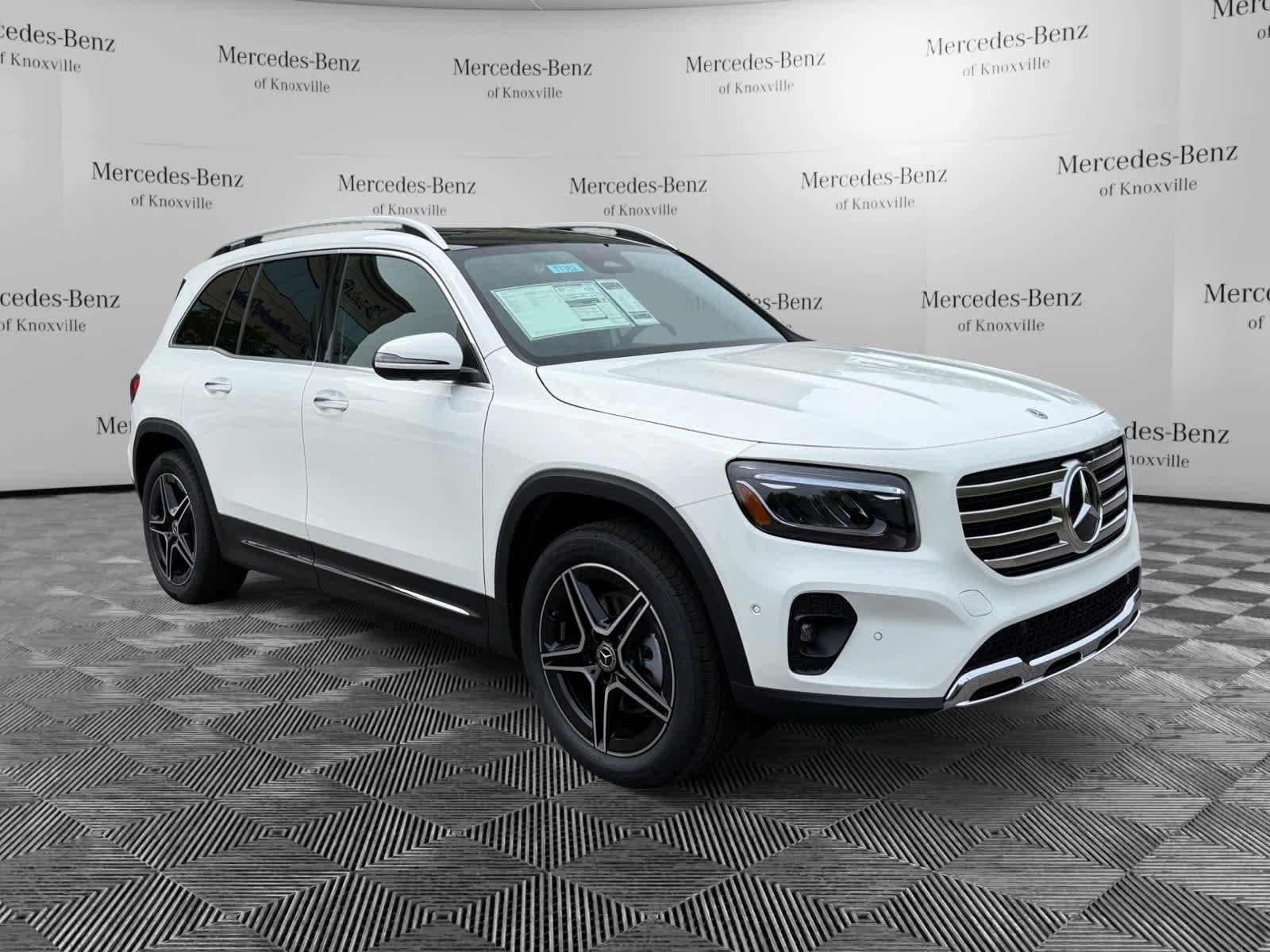 New 2026 Polar White Mercedes-Benz GLB 250 image 6