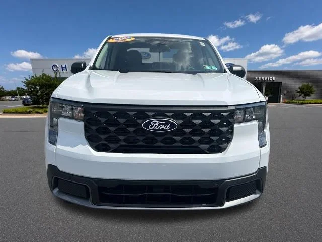 New 2026 Oxford White Ford XLT image 9