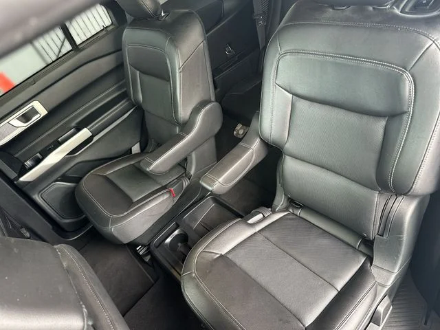 Used 2021 Gray Ford Limited image 24