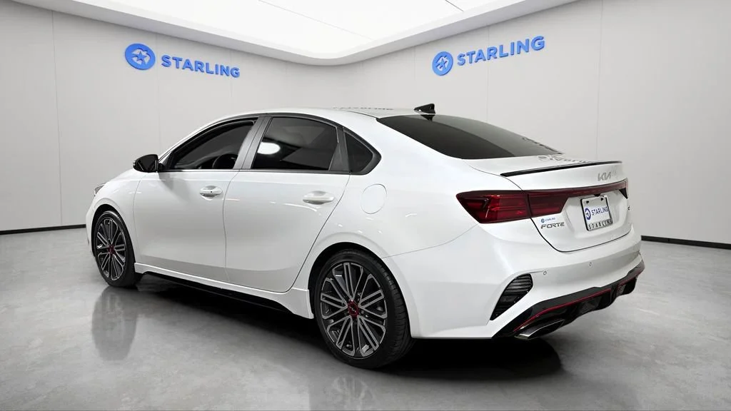Used 2023 White Kia GT Manual image 6