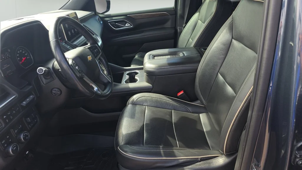Used 2021 Gray Chevrolet Premier image 16