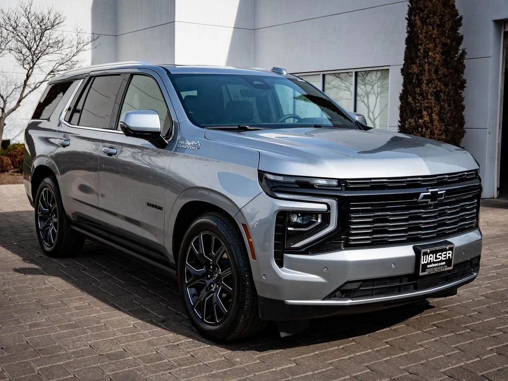 Used 2025 Sterling Gray Metallic Chevrolet High Country image 5