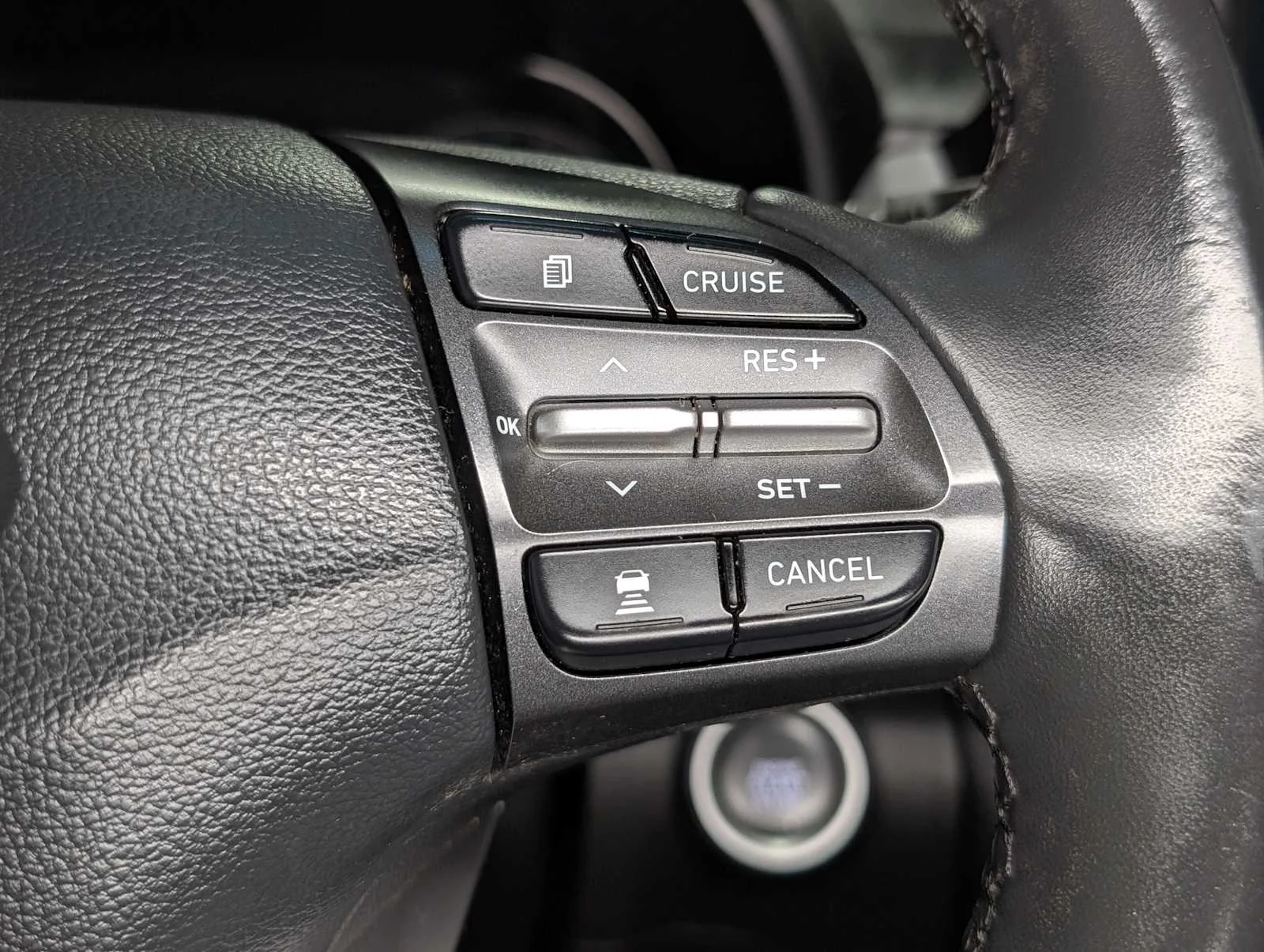 Used 2020 Surf Blue Hyundai Ultimate image 45