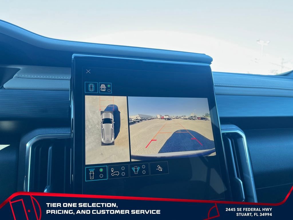New 2026 Summit White GMC Elevation image 33