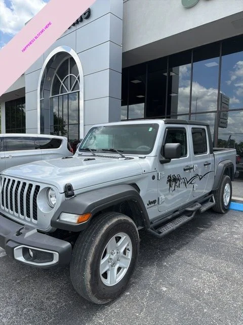 2023 Jeep Gladiator