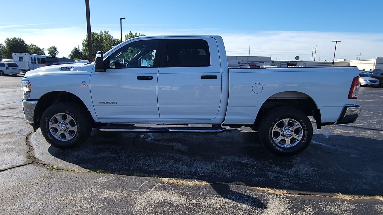 Used 2023 White Ram Big Horn image 5