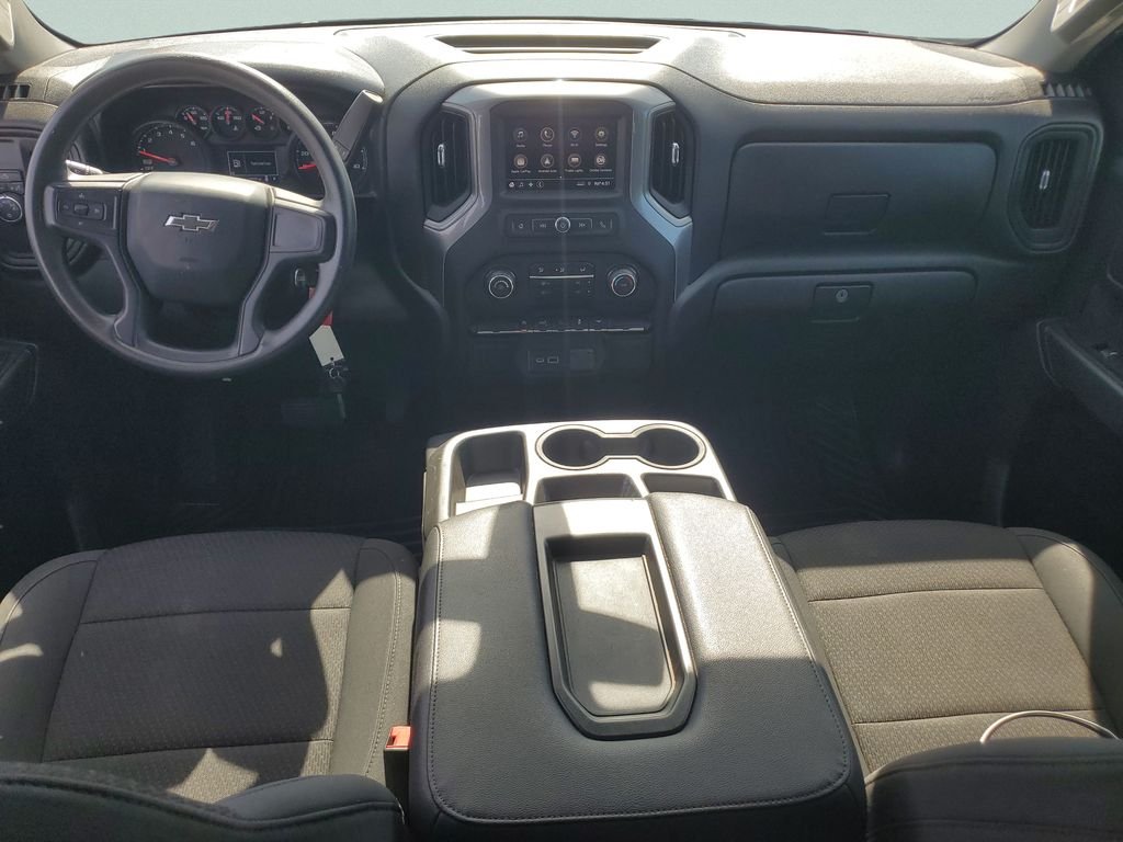 Used 2022 Silver Chevrolet Custom image 11