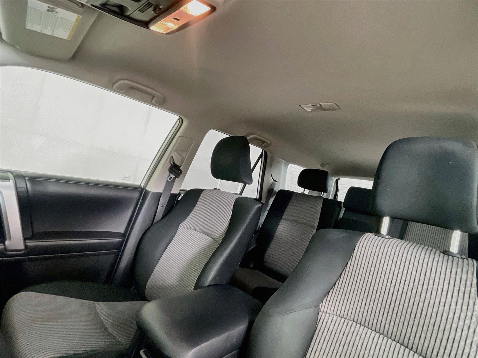 Used 2018 Super White Toyota SR5 image 23