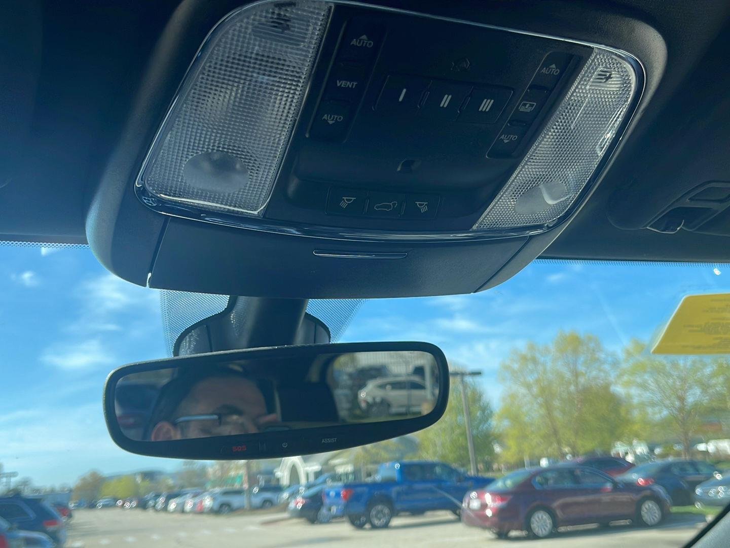 Used 2018 Diamond Black Crystal Pearlcoat Jeep Sterling Edition image 25