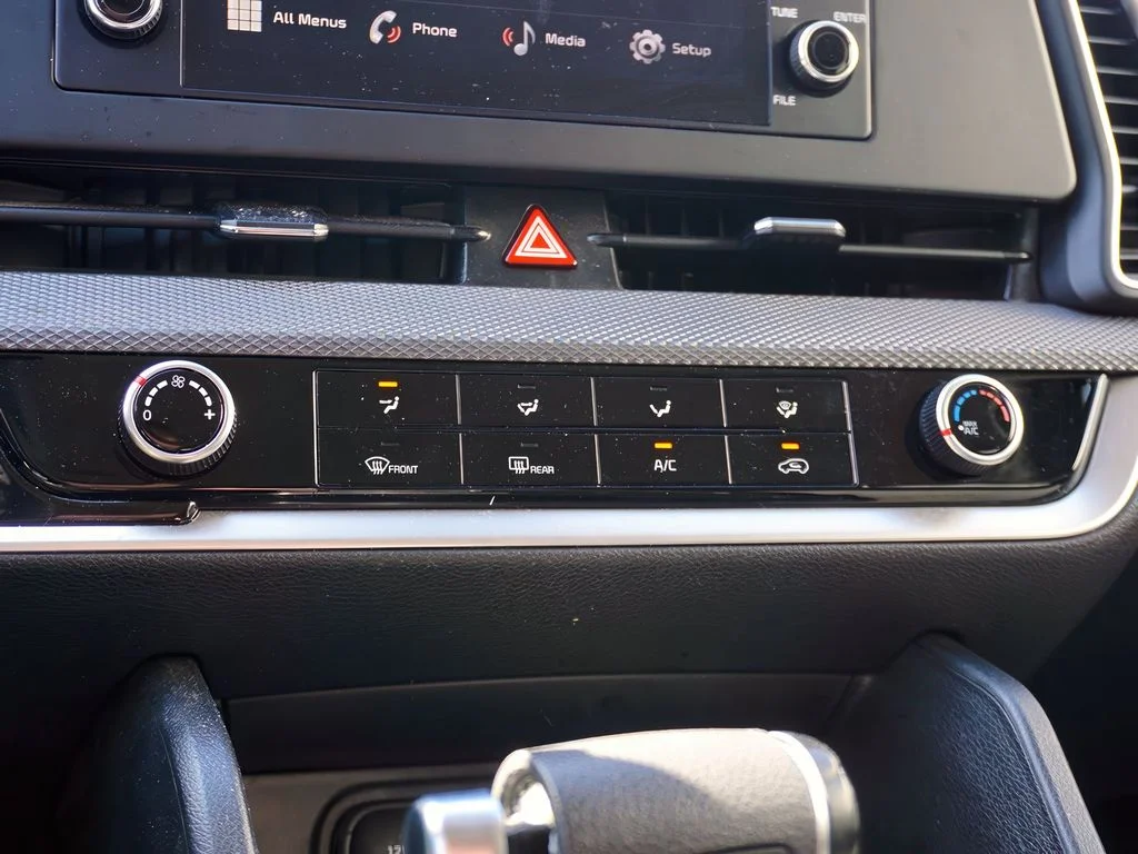 2023 Kia Sportage LX - Photo 26
