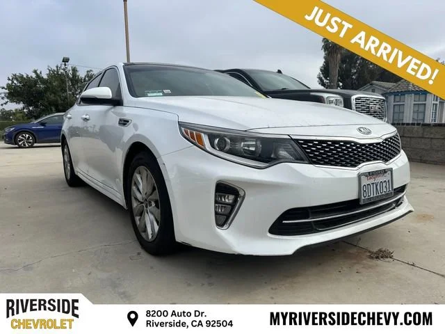 2018 Kia Optima S AT's photo