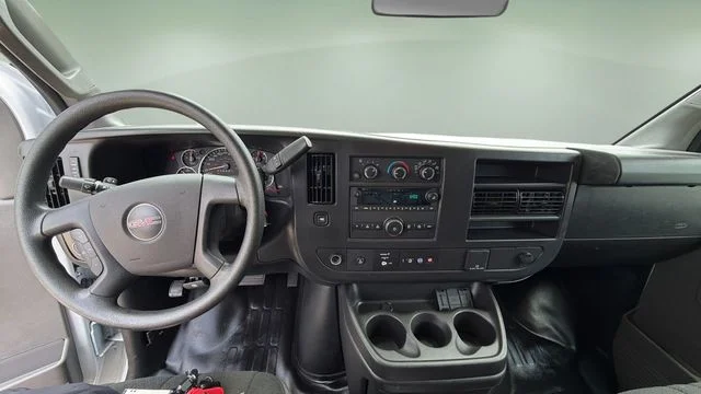 Used 2025 White GMC Work Van image 19