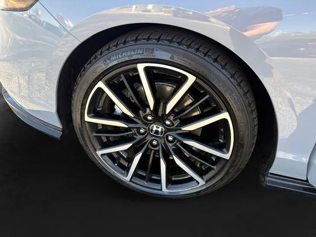 Used 2026 Gray Honda Touring image 11