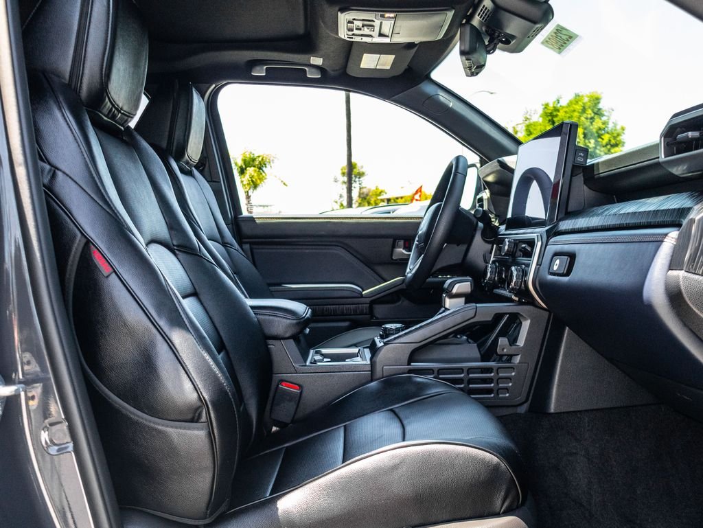 Used 2026  Toyota Platinum image 21