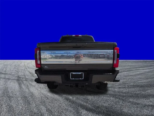 New 2027 Gray Ford Platinum image 5