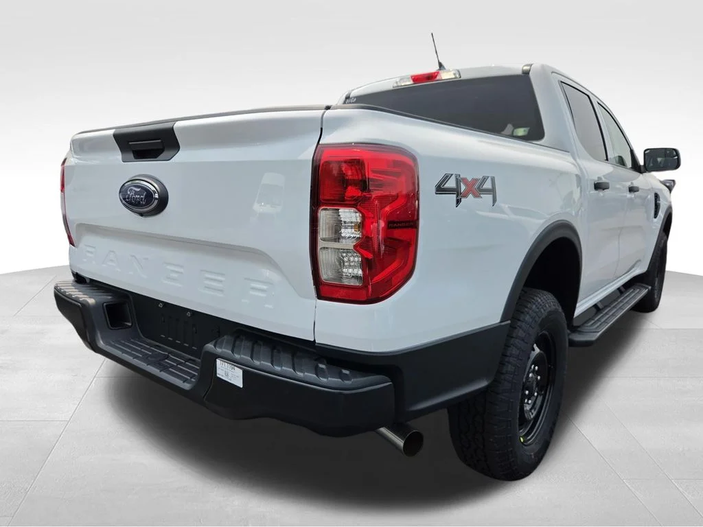 New 2026 Oxford White Ford XL image 23