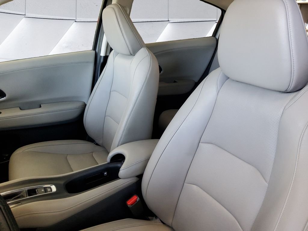 Used 2019  Honda EX-L image 8