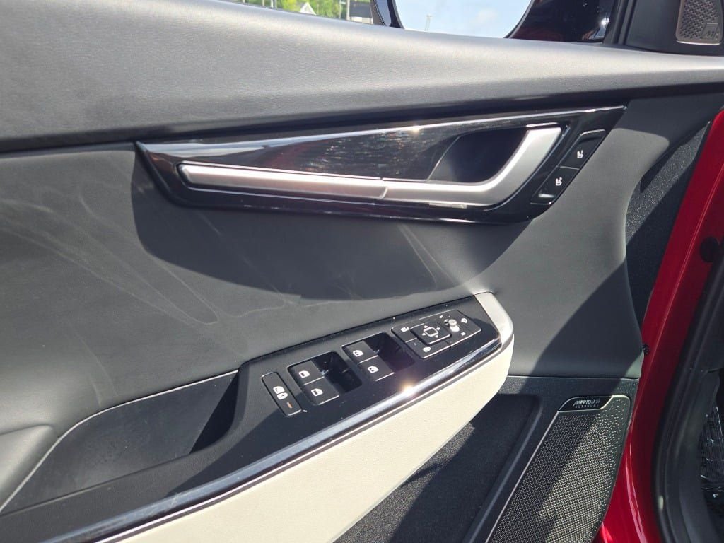 Used 2024 Red Kia GT-Line image 18