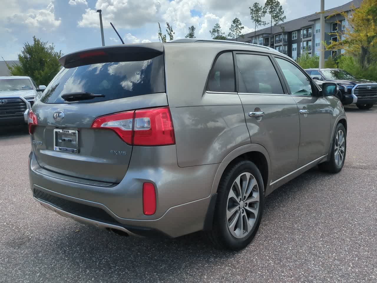 Used 2015 Titanium Silver Kia SX image 6
