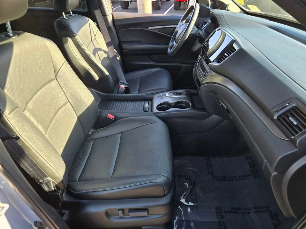 Used 2023 Gray Honda EX-L image 15