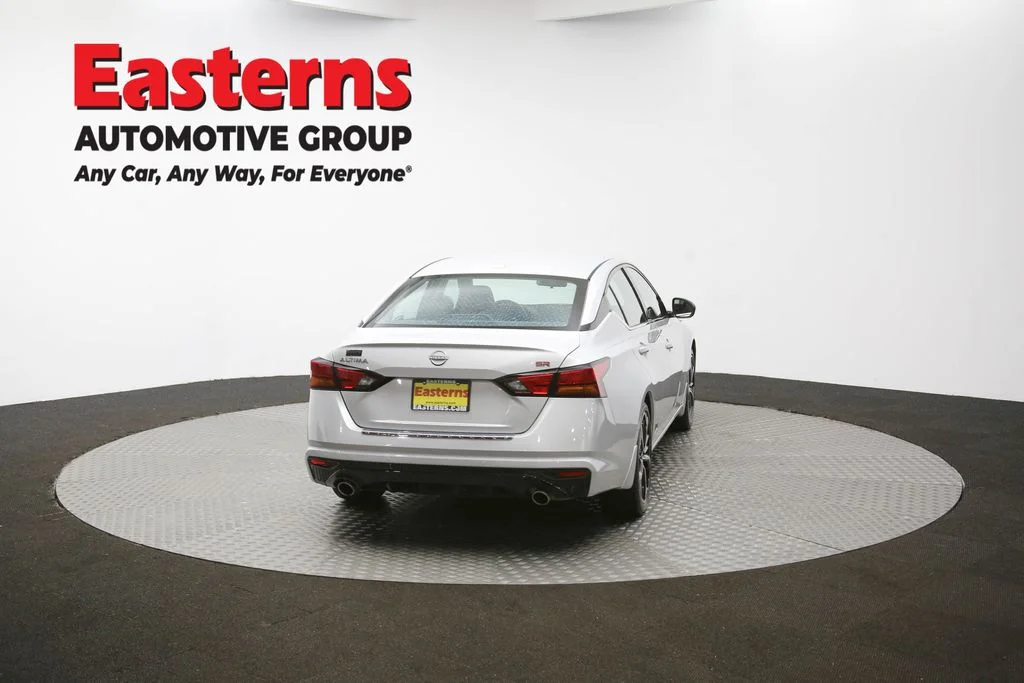 Used 2023 Silver Nissan 2.5 SR image 35