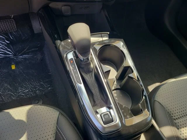 New 2026 Summit White Chevrolet LT image 33