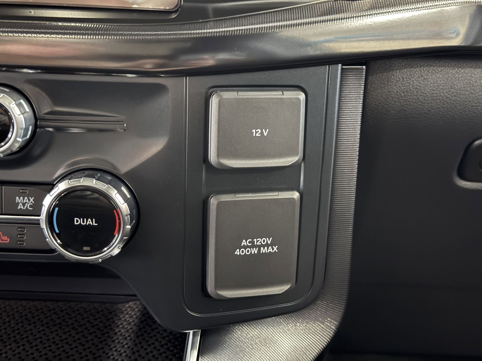 New 2026 Agate Black Metallic Ford Raptor image 27