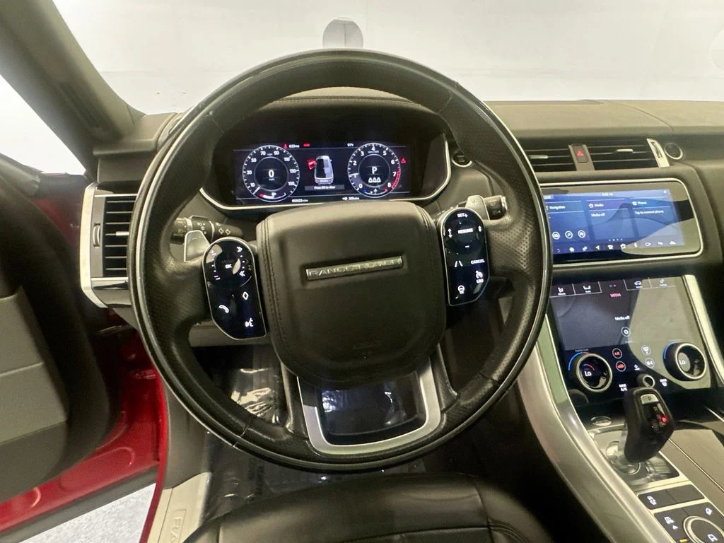 Used 2021 Red Land Rover HSE Silver Edition image 11