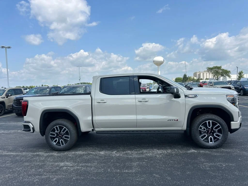 2026 GMC Sierra 1500 AT4 - Photo 7