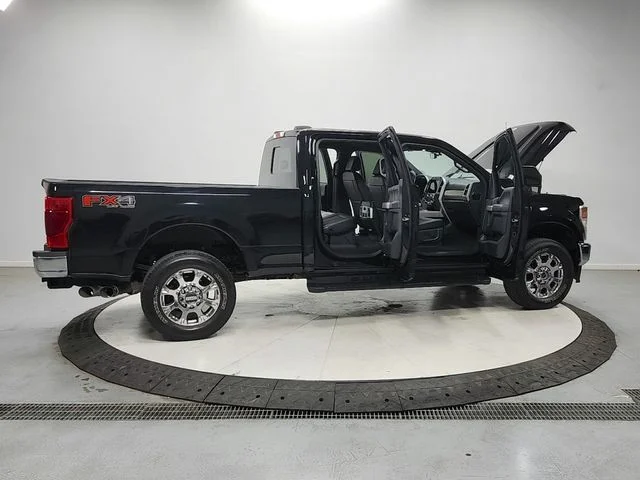 Used 2022 Black Ford Lariat image 16