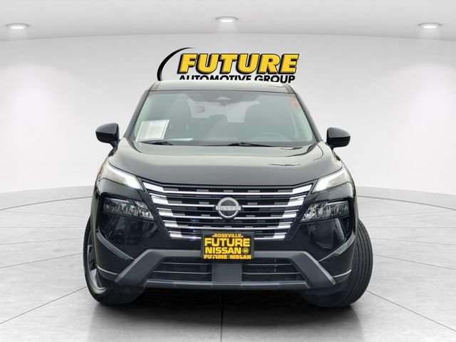Used 2025 Black Nissan SV image 2