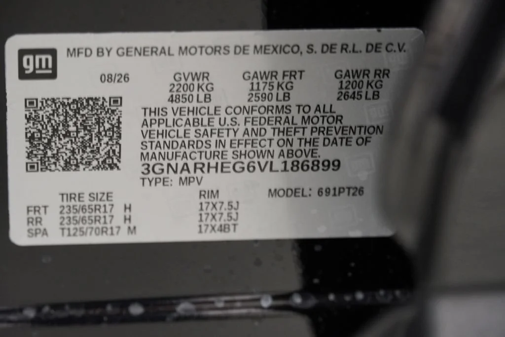 New 2027 Mosaic Black Metallic Chevrolet LT image 43