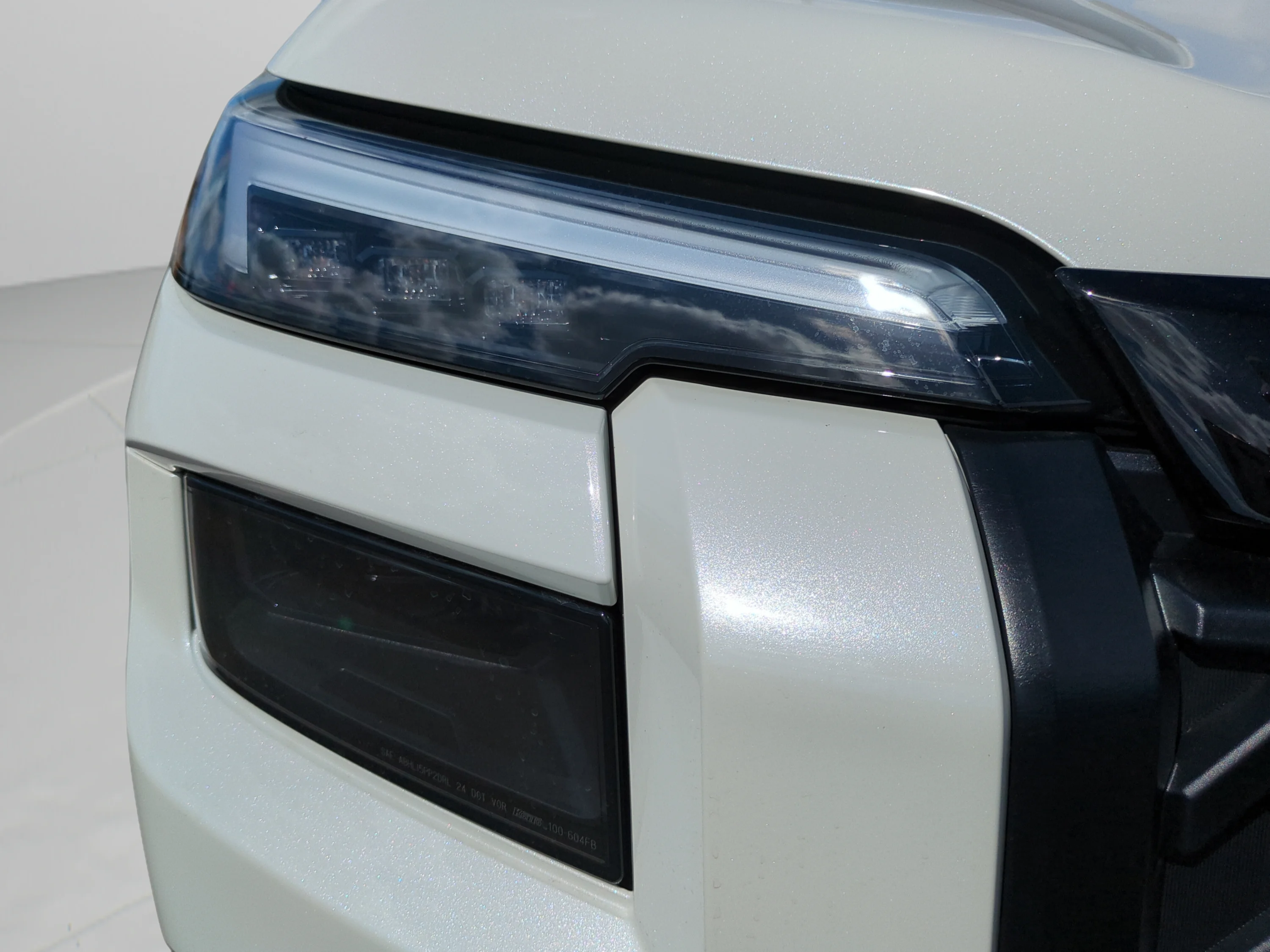 Used 2026 Crystal White Pearl Subaru Premium image 23