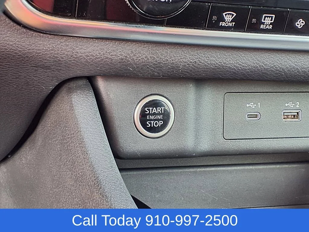 Used 2022 Silver Nissan SV Intelligent AWD image 17