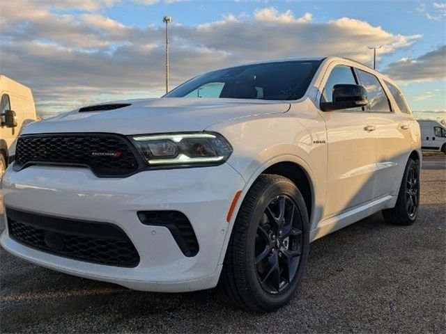 New 2026 White Knuckle Clear-Coat Exterior Paint Dodge GT Plus HEMI V8 image 11