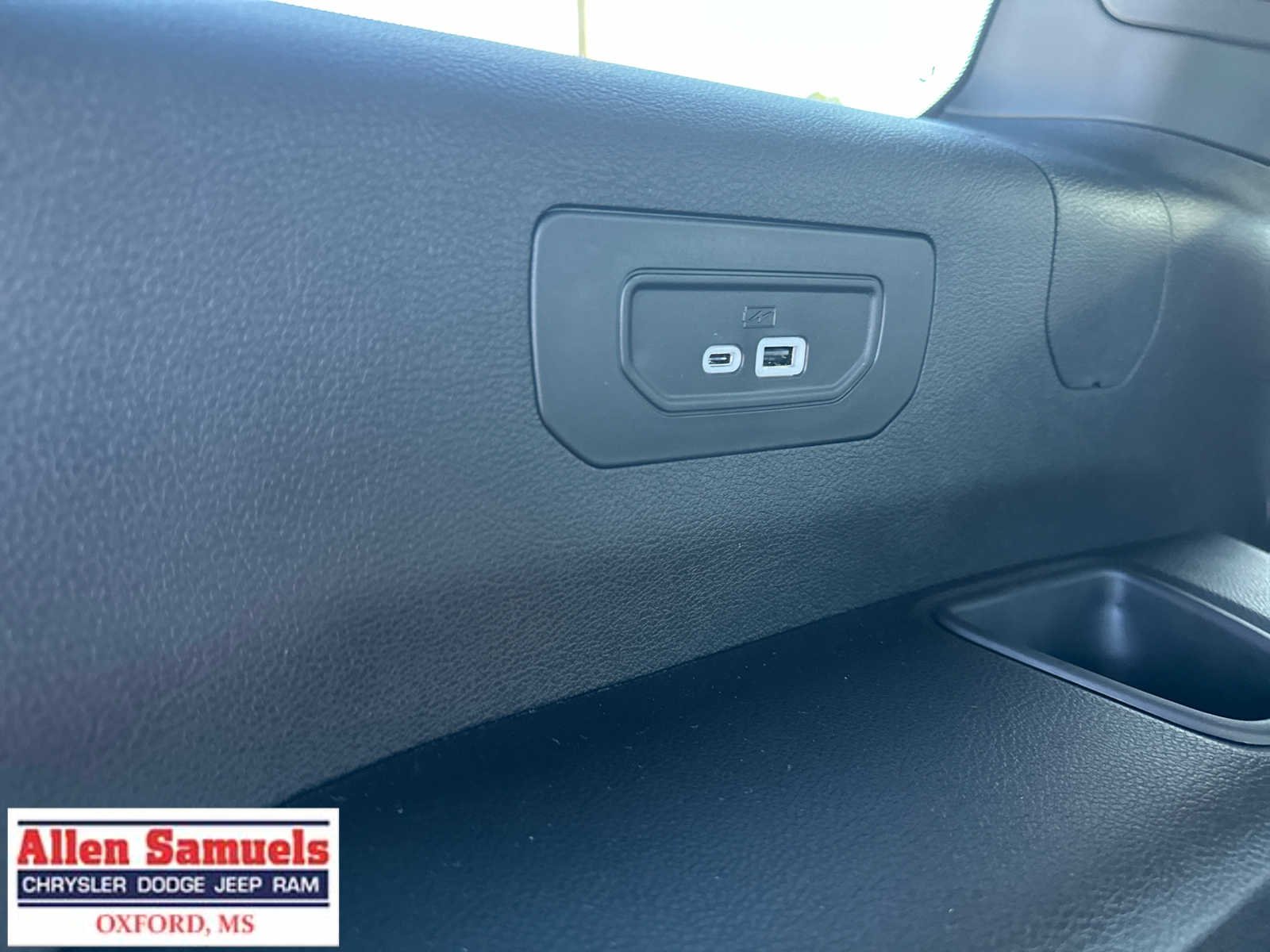 2025 Jeep Grand Cherokee L Altitude - Photo 29