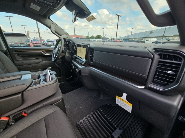 New 2026 Black Chevrolet LT (2FL) image 38
