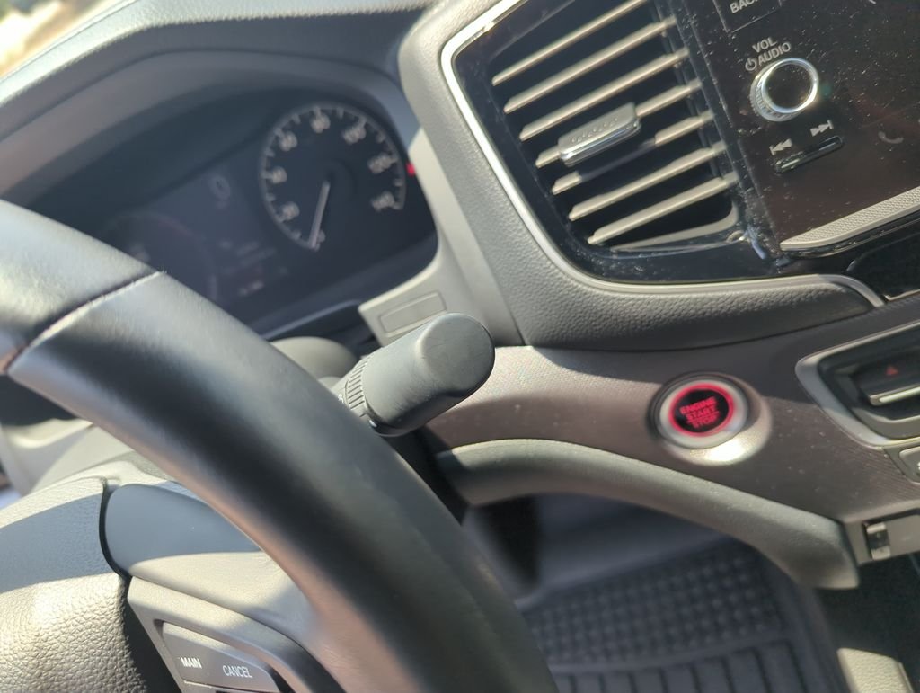 Used 2025  Honda RTL image 23