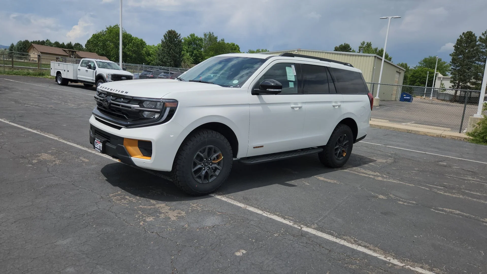 New 2026 Star White Metallic Tri-Coat Ford Tremor image 3