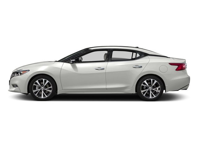 Used 2016 Pearl White Nissan 3.5 Platinum image 3
