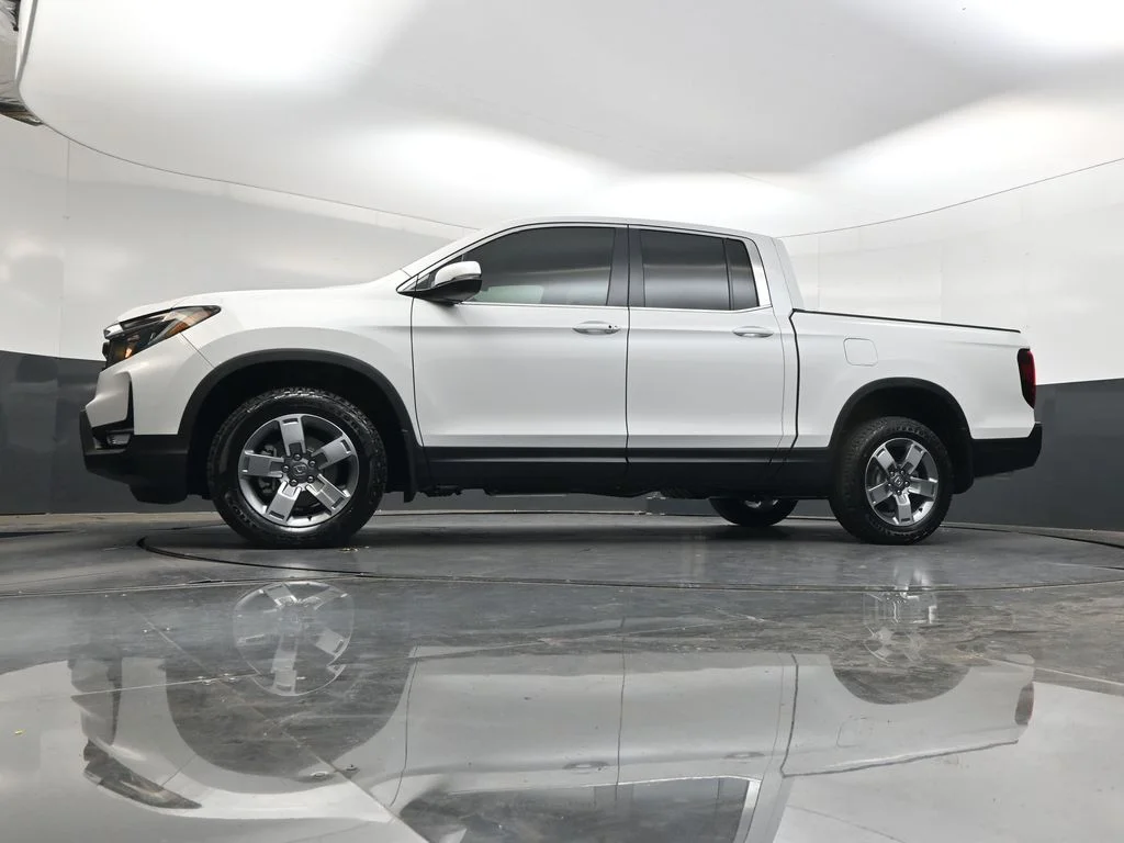 New 2026 Platinum White Pearl Honda RTL image 39
