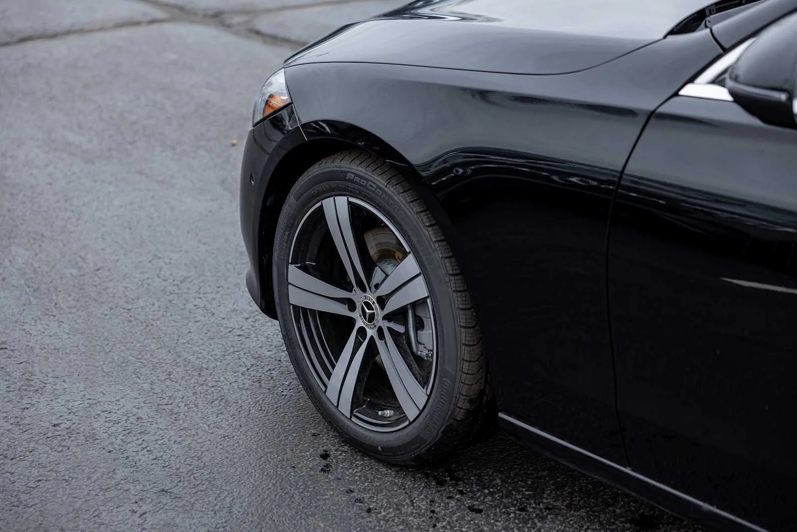 New 2026 BLACK Mercedes-Benz C 300 image 30