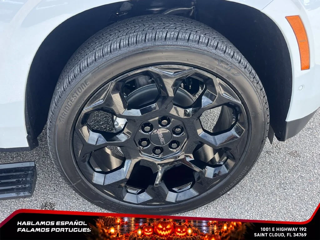 New 2026 Glacier White Tricoat GMC Denali image 22