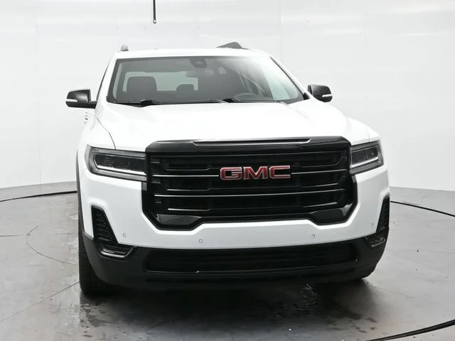 Used 2023 Summit White GMC SLE image 2